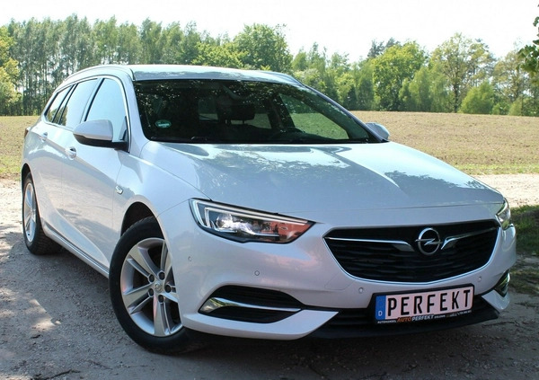 Opel Insignia cena 60999 przebieg: 150000, rok produkcji 2017 z Bielawa małe 466